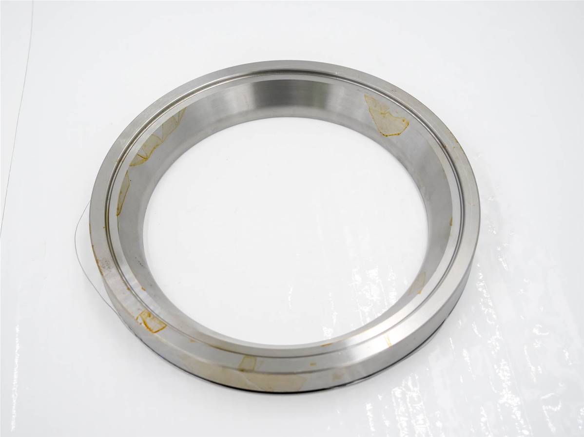 Anneau de chape John Deere T148779