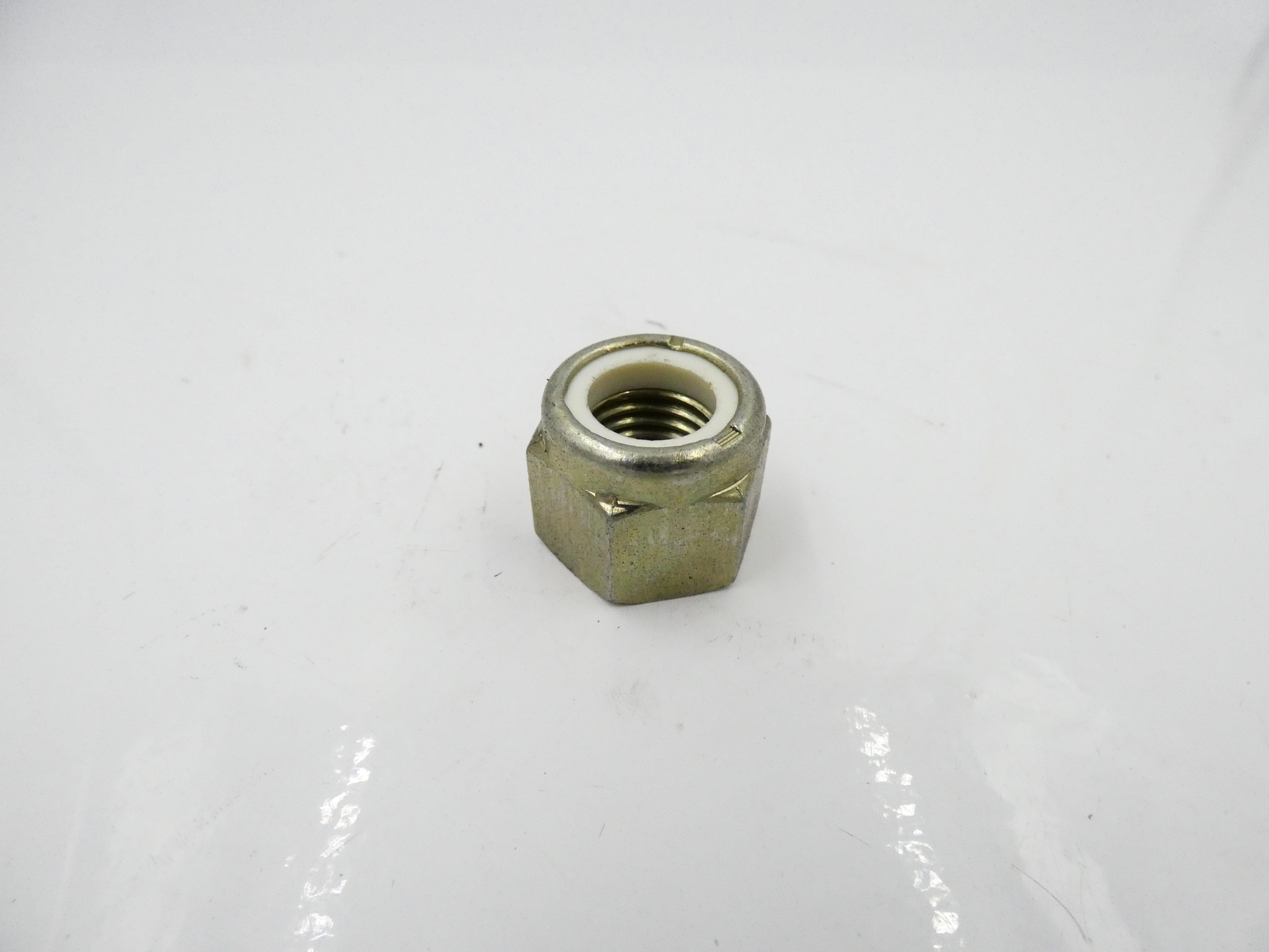 Ecrou frein M16 Classe 10